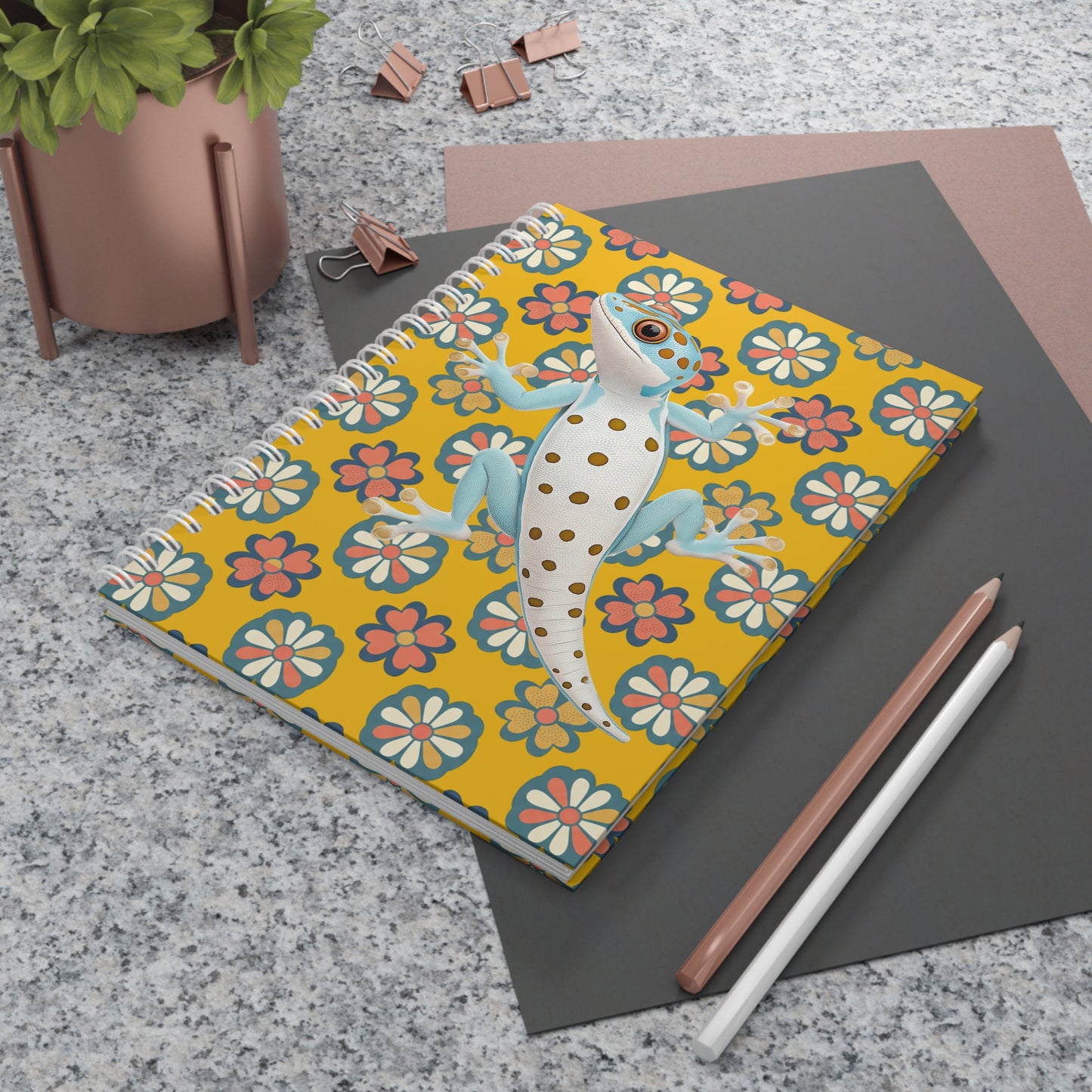 Gecko Floral Spiral Notebook — Cute Blue Gecko on Retro Daisy Pattern