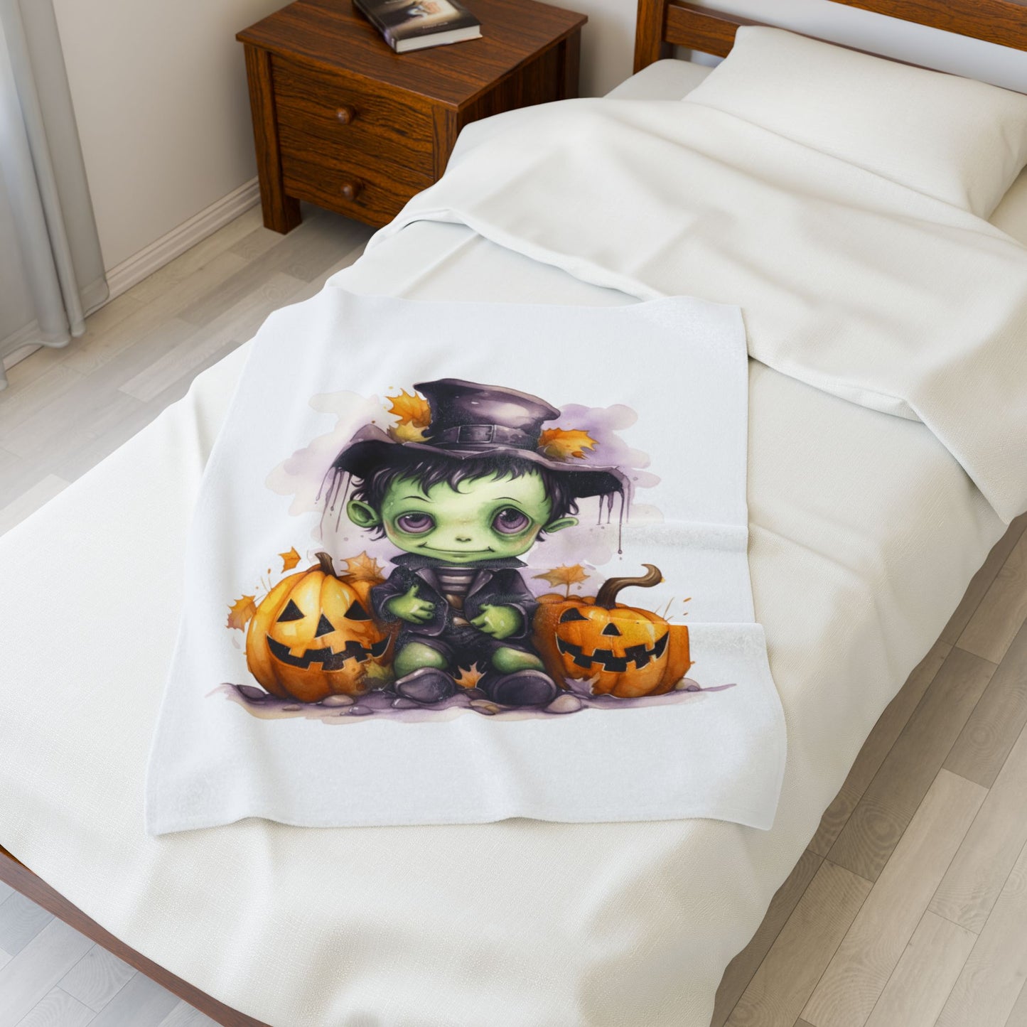 Adorable Halloween Plush Blanket, Cozy Throw for Fall Decor, Kids' Gifts, Spooky Season, Halloween Party Decor, Trick or Treat snuggles